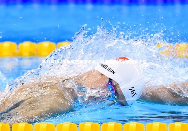 金年会_暴力鸟1V7反角度世界波绝杀！赛季四度破冰登顶射手榜