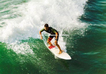 jinnianhui|比利奇坦言，曾收三家中国俱乐部报价，选择国安因踢得漂亮